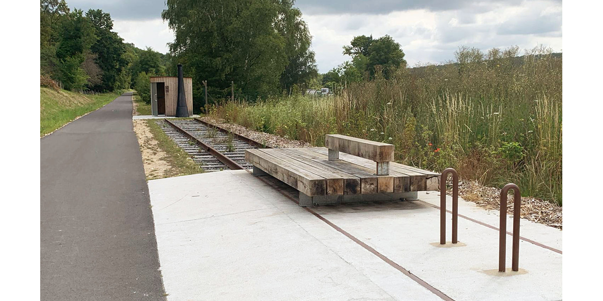 Aménagement d'une voie verte et piste cyclable sur un ancien chemin ferroviaire à Duclair Le Trait