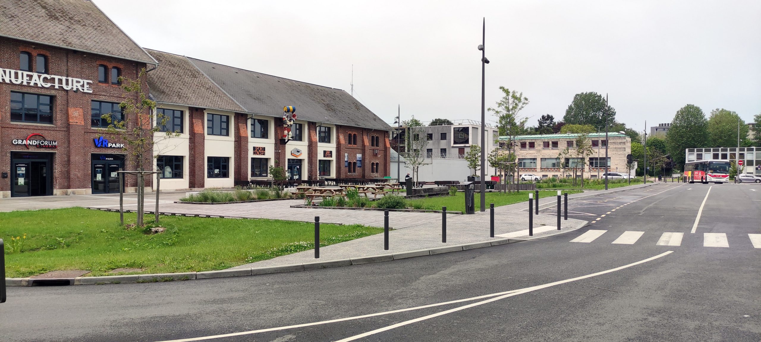 Parvis du multiplexe Dieppe,place urbaine,gestion des eaux pluviales